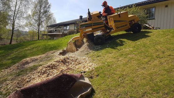 Stubbefresing i skråning